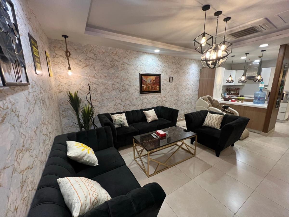 Sunset Luxury Gold Crest Mall Residency Lahore Exteriör bild