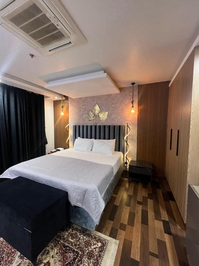 Sunset Luxury Gold Crest Mall Residency Lahore Exteriör bild