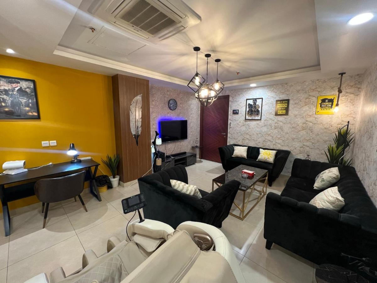 Sunset Luxury Gold Crest Mall Residency Lahore Exteriör bild